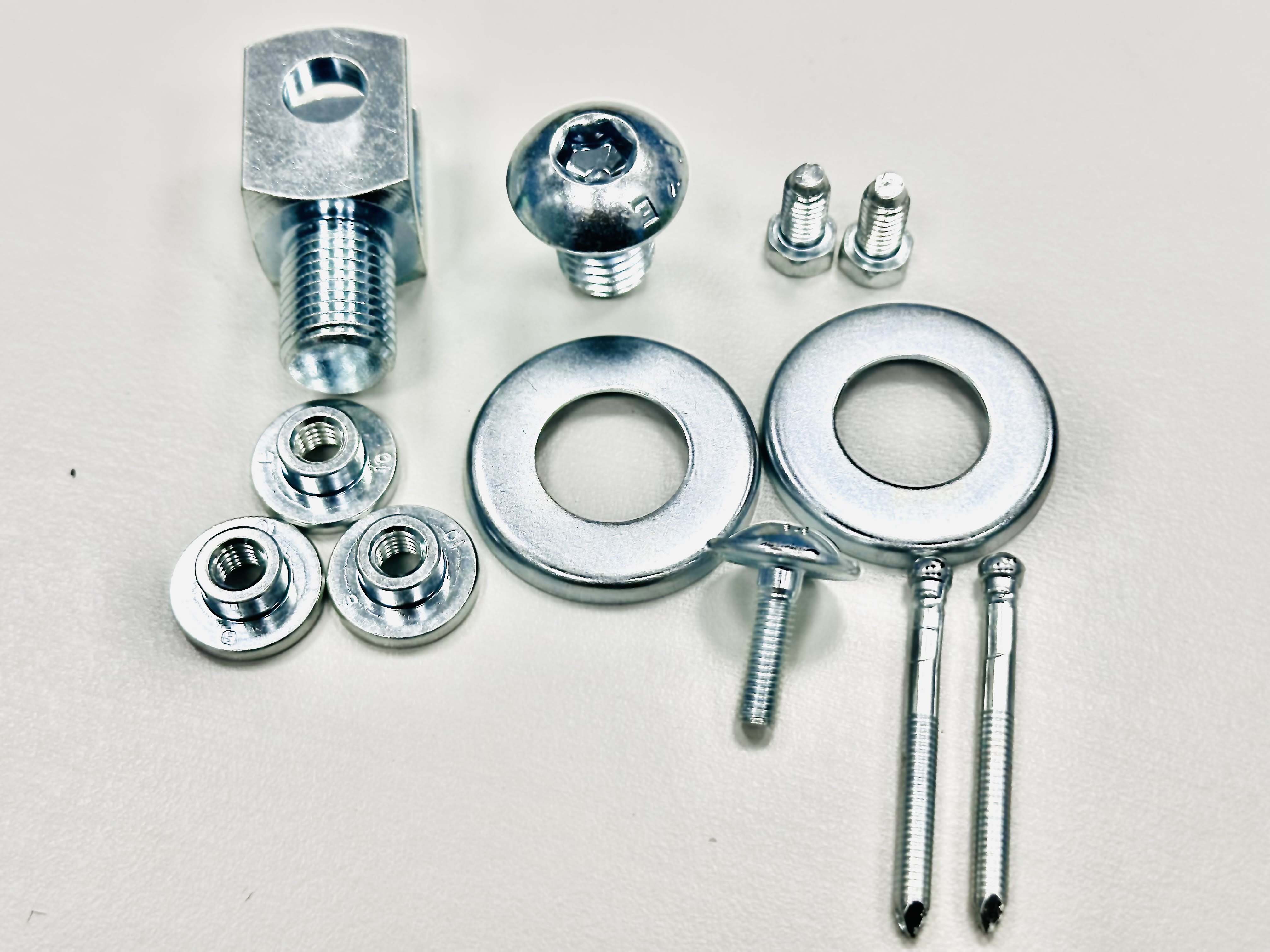 三價鉻鋅 (藍白鋅)